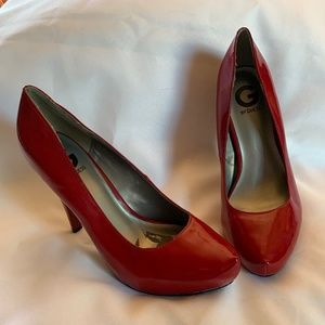 Sexy, Shiny Red G By Guess Heels!